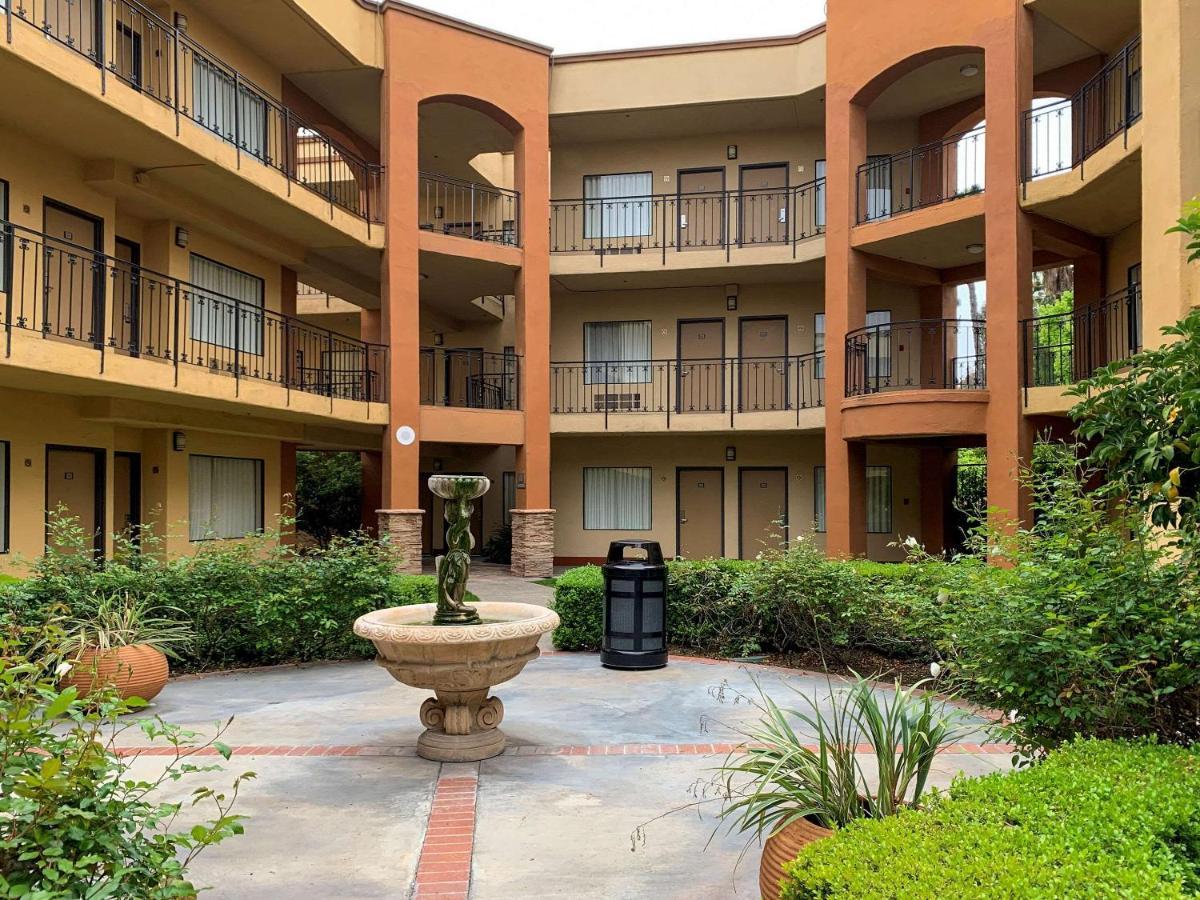 Mainstay Suites Orange County John Wayne Airport Σάντα Άνα Εξωτερικό φωτογραφία