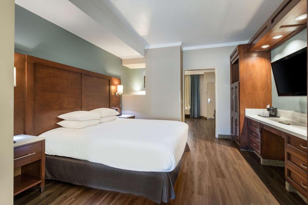 Mainstay Suites Orange County John Wayne Airport Σάντα Άνα Εξωτερικό φωτογραφία